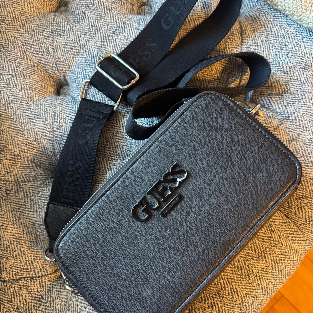 GUESS Black Crossbody Bag